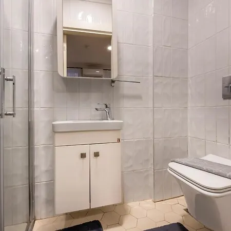 Get Spoiled In This Urban Studio * 伊斯坦布尔